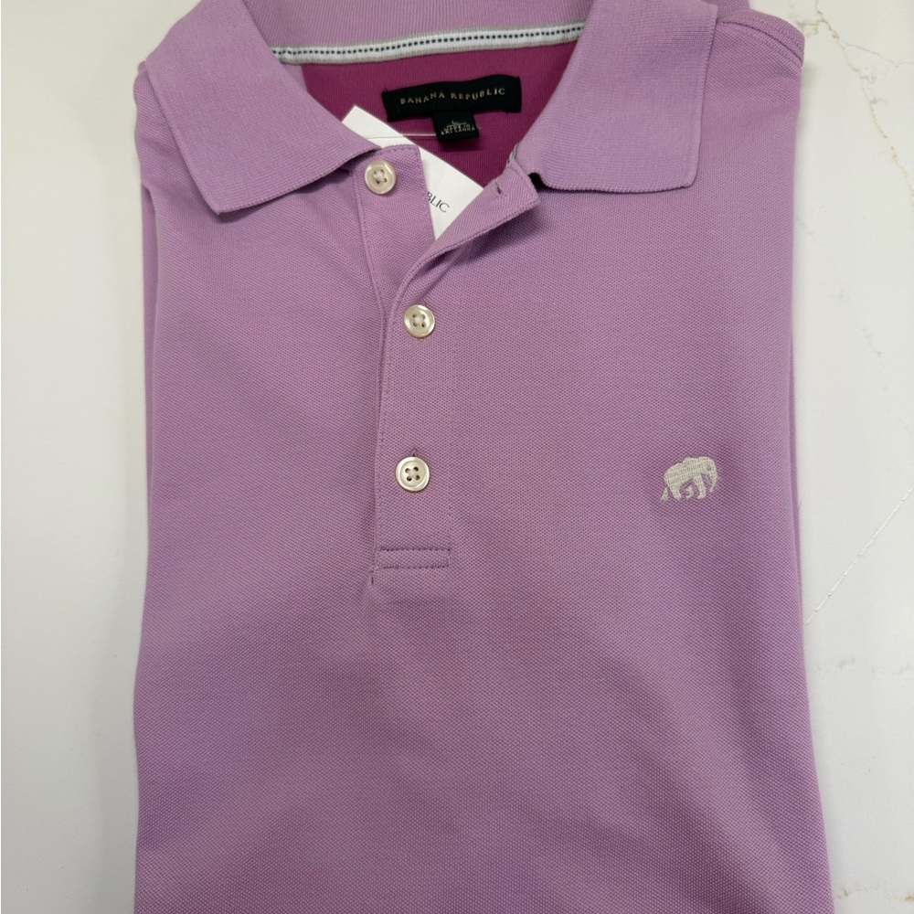 Banana Republic mens polo shirt. Never worn with tags.